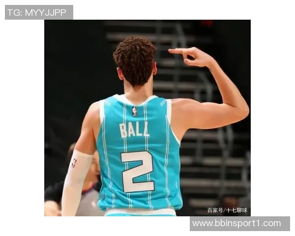 拉梅洛鲍尔三分球火力全开16投10中砍下28分4篮板13助攻1抢断表现惊艳