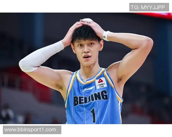 林书豪曾凡博重聚澳门两位首钢7号的精彩时刻回忆