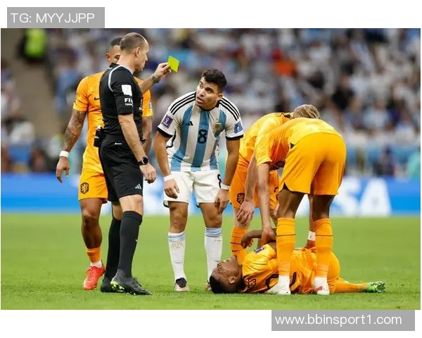 汪士钦生涯首红牌引发热议93场比赛收获15张黄牌记录刷新 汪士钦生涯首红牌引发热议93场比赛收获15张黄牌记录刷新