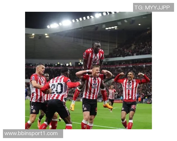 拜仁与巴萨争抢17岁中场新星泽卢卡斯引发关注